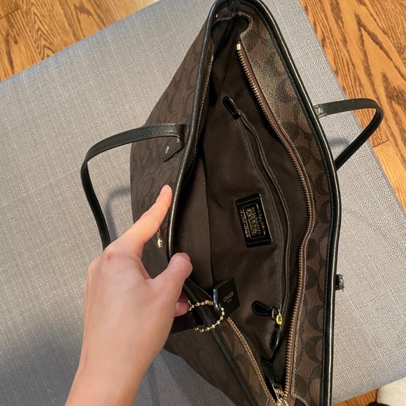 Coach Purse - Picture 4 of 4